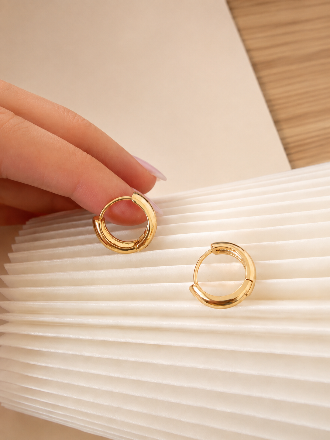 The Lia Hoops
